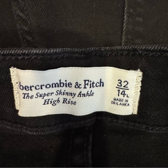 🌈 6/$60 A&F Size 32/14 Long Dark Black Super Skinny High Waisted High Rise Jeans - Picture 3 of 5